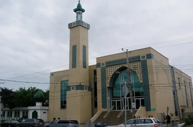 أذان المغرب في مونتريال